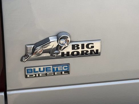 Used 2009 Dodge Ram 2500 Truck SLT w/ Trailer Tow Group AWD/4WD image 18