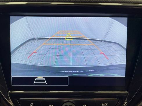 Certified 2022 Chevrolet TrailBlazer LT w/ Convenience Package AWD/4WD image 4