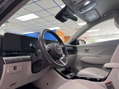 Used 2024 Hyundai Kona SEL w/ Convenience Package AWD/4WD image 17