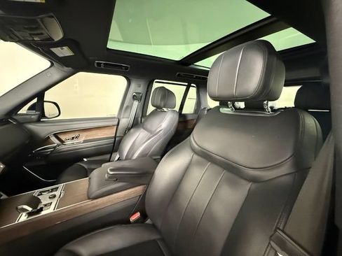 Used 2023 Land Rover Range Rover SE AWD/4WD image 5