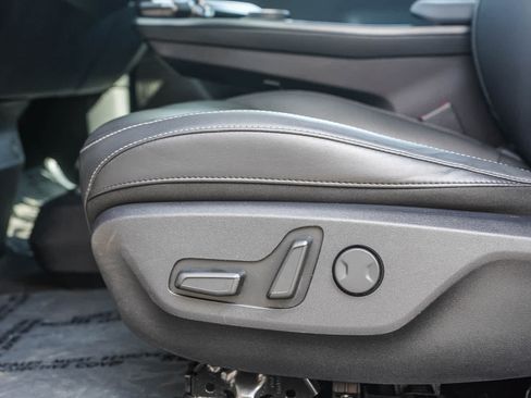 Used 2023 Kia EV6 Light RWD image 21