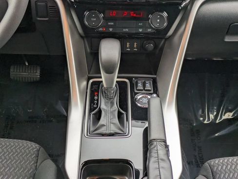 New 2026 Mitsubishi Eclipse Cross LE AWD/4WD image 19