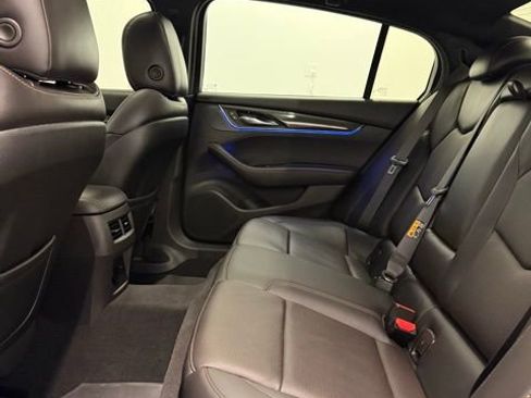 Used 2025 Cadillac CT5 V w/ Technology Package image 28