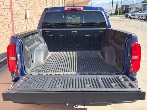 Used 2016 Chevrolet Colorado LT w/ LT Convenience Package RWD image 6