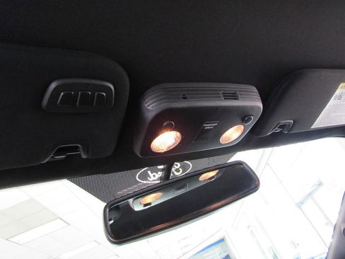 Used 2020 Ford Mustang Shelby GT500 w/ Carbon Fiber Track Pack image 15