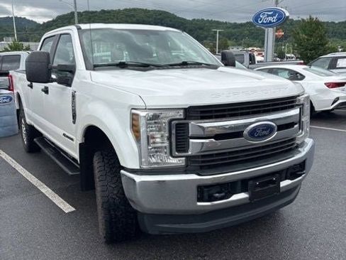Used 2019 Ford F250 XL w/ STX Appearance Package AWD/4WD image 1
