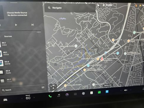 Used 2026 Tesla Model X AWD/4WD image 18