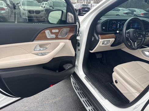 Used 2023 Mercedes-Benz GLE 450 4MATIC image 9