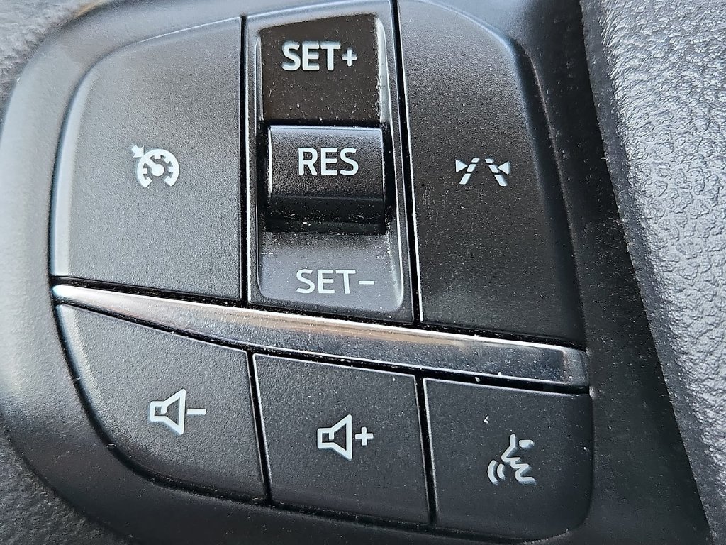 Used 2025 Ford Escape Active AWD/4WD image 22