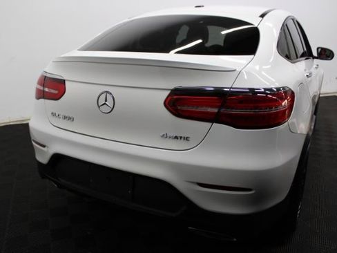 Used 2018 Mercedes-Benz GLC 300 4MATIC w/ AMG Line image 6
