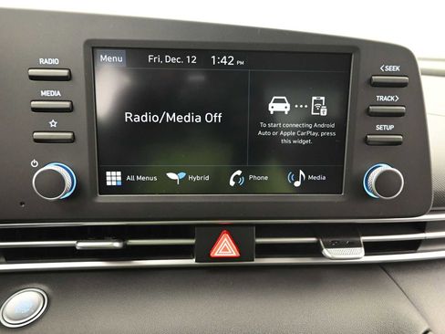 New 2026 Hyundai Elantra Blue image 18