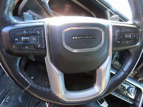 Used 2022 GMC Sierra 1500 Denali w/ Denali Reserve Package image 14