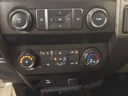 Used 2022 Ford F250 XL w/ STX Appearance Package AWD/4WD image 11