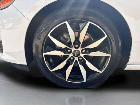 Used 2024 Chevrolet Malibu RS image 28