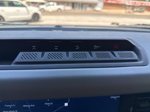 Used 2022 Ford Bronco Everglades image 21