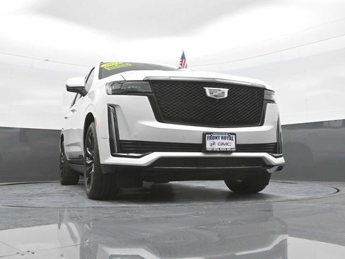 Used 2024 Cadillac Escalade Sport Platinum w/ LPO, ONYX Package AWD/4WD image 41