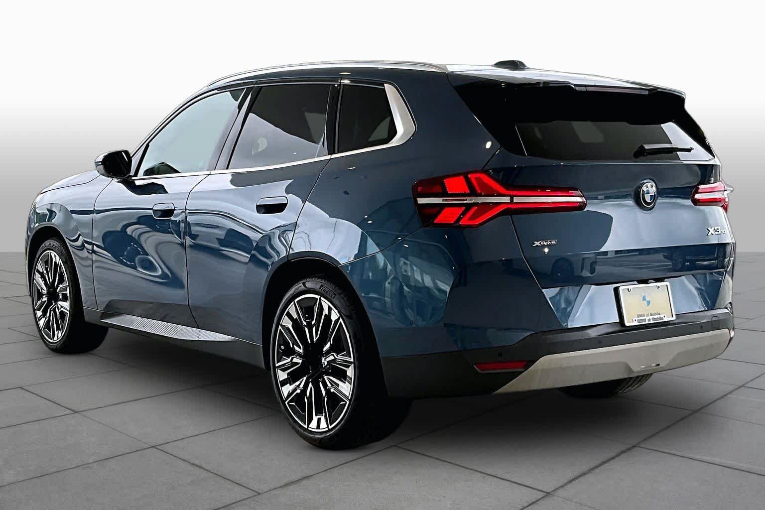 Used 2026 BMW X3 xDrive30i w/ Premium Package AWD/4WD image 11