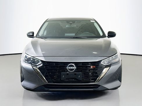 Used 2024 Nissan Sentra SR image 2