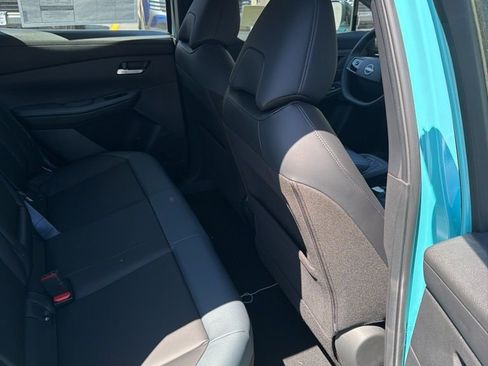 New 2026 Nissan Leaf SV+ FWD image 23