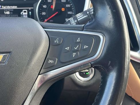 Used 2018 Chevrolet Equinox Premier FWD image 28
