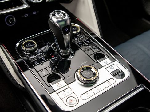 New 2026 Bentley Flying Spur Plug-In Hybrid AWD/4WD image 20