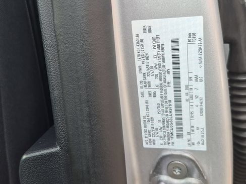 Used 2020 Ford Escape SE FWD image 34