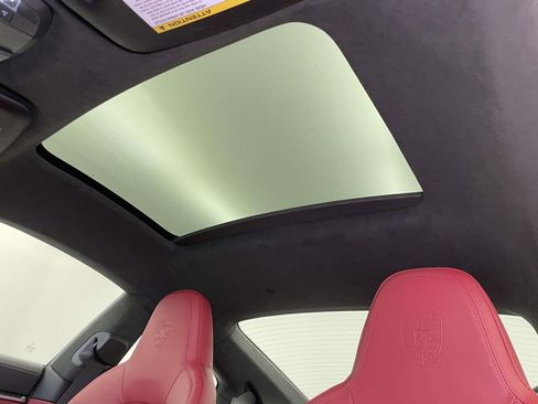 Used 2024 Porsche 911 Carrera S image 18