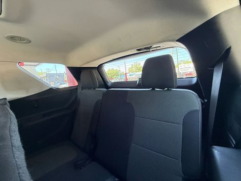 Used 2018 Chevrolet Traverse LS FWD image 21
