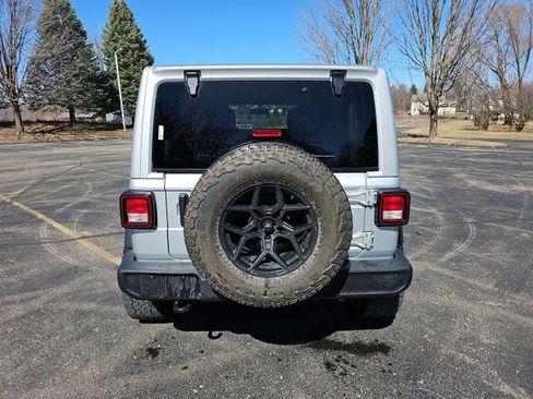Used 2023 Jeep Wrangler Sport S w/ Sun And Sound Package image 5