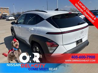 Used 2025 Hyundai Kona SEL FWD video 3