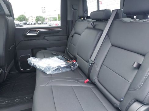 New 2026 Chevrolet Silverado 3500 LT w/ All Star Edition AWD/4WD image 28
