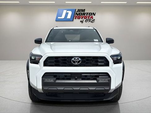 New 2026 Toyota 4Runner TRD Off-Road Premium AWD/4WD image 2