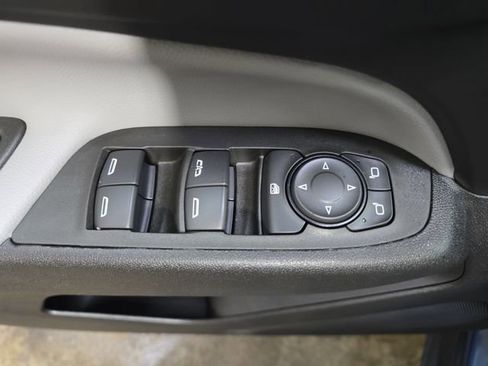 Used 2024 Chevrolet Equinox LS w/ LS Convenience Package AWD/4WD image 28