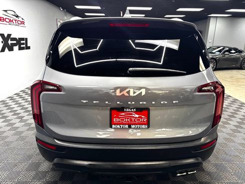 Used 2022 Kia Telluride SX w/ Towing Package image 11