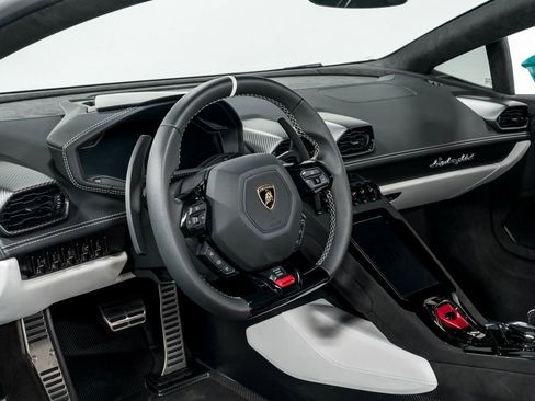 Used 2023 Lamborghini Huracan Tecnica image 12