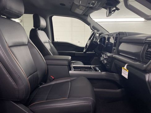 New 2025 Ford F250 Lariat w/ Lariat Ultimate Package image 24