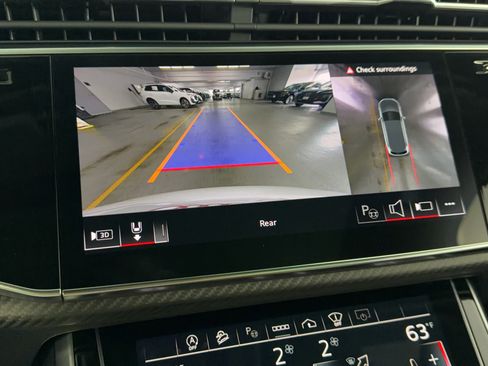 Used 2025 Audi SQ7 Prestige w/ Prestige Package image 24