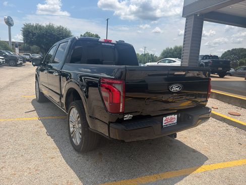 Used 2024 Ford F150 Platinum w/ Equipment Group 703A Plus AWD/4WD image 7