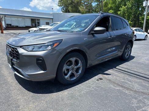 Used 2024 Ford Escape ST-Line FWD image 5