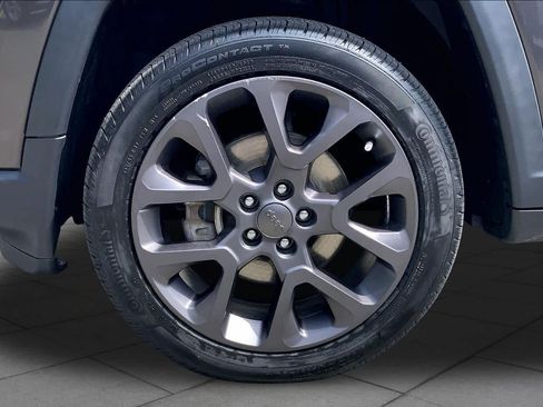 Used 2021 Jeep Compass Latitude AWD/4WD image 11
