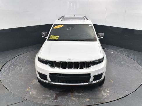 Used 2024 Jeep Grand Cherokee L Limited w/ Luxury Tech Group II image 44