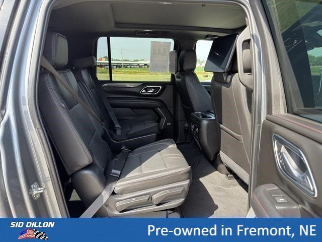 Certified 2021 Chevrolet Suburban RST w/ Luxury Package AWD/4WD image 20