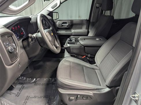 Used 2024 Chevrolet Silverado 1500 Custom w/ Turbomax Blackout Package image 10