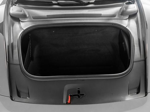 Used 2024 Porsche 911 Carrera GTS w/ Premium Package image 49