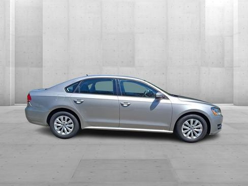 Used 2012 Volkswagen Passat 2.5 S FWD image 7