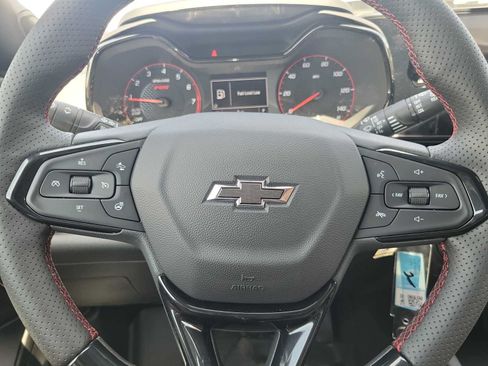 New 2026 Chevrolet Trax RS w/ Driver Confidence Package FWD image 25