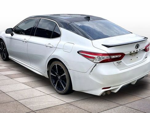 Used 2020 Toyota Camry XSE w/ Navigation Package FWD image 2