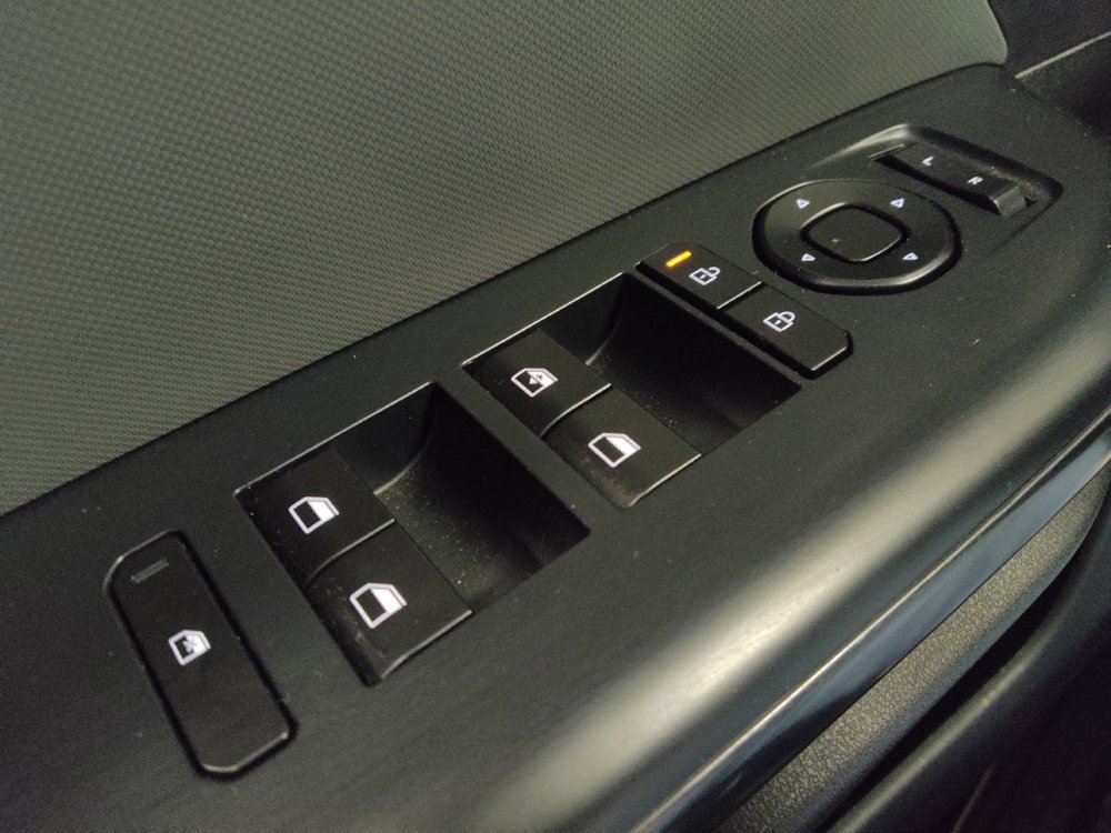 Used 2025 Kia K4 FWD image 27