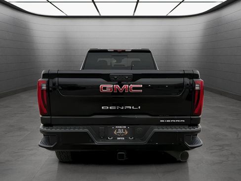 New 2026 GMC Sierra 3500 Denali w/ Denali Reserve Package AWD/4WD image 4