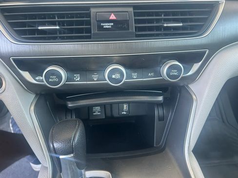 Used 2018 Honda Accord LX image 15